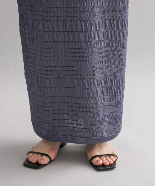 KBF(ケイビーエフ)の「Iラインシャーリングニットスカート(スカート・レディース・ゴールド/ブルー系その他・ONE)」の10枚目の写真