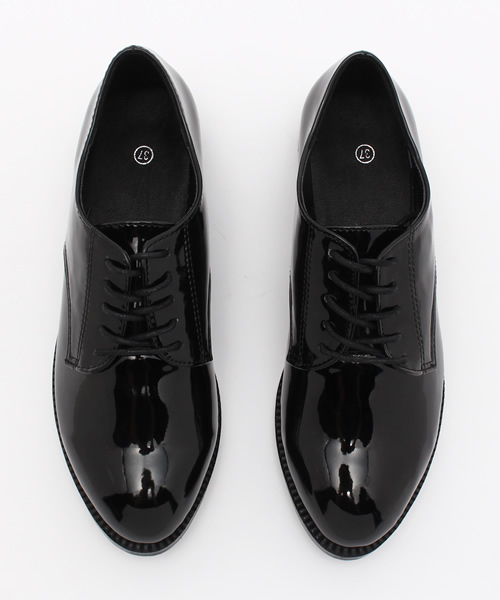 fifth(フィフス)の「エナメルオックスフォードシューズ(その他シューズ・レディース・ブラック/ホワイト・23.0cm/24.0cm/23.5cm/24.5cm)」の5枚目の写真