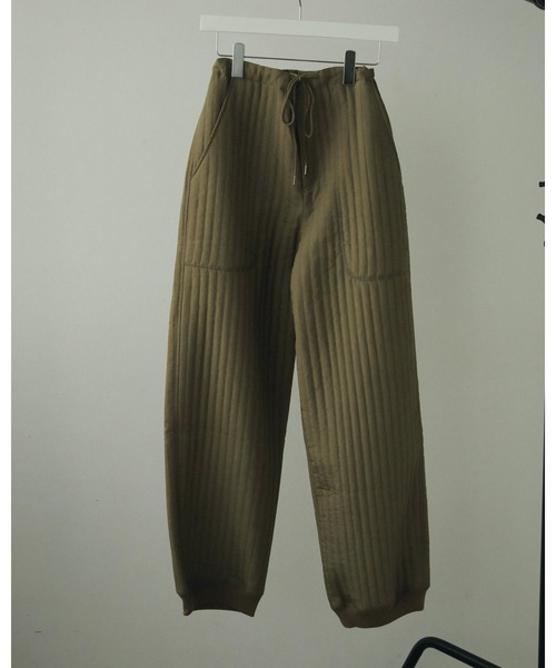 パンツ anuke Quilting Line Pants anuke（アンヌーク）の「Quilting Line Pants（スウェットパンツ