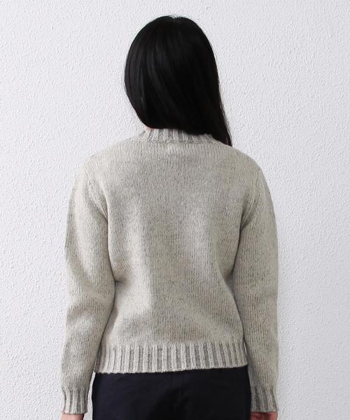 coen(コーエン)の「ダブルプレーティングケーブルクルーネックニット§(ニット/セーター・レディース・グレー/ワイン・MEDIUM/LARGE)」の7枚目の写真