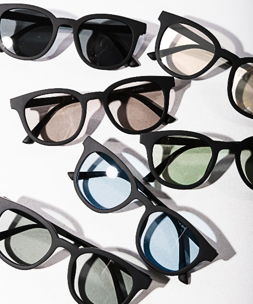 LUXSTYLE（ラグスタイル）の「ラバー加工フレームフラットレンズサングラス（サングラス・メンズ・ライトグリーン/ライトブルー/スモーク/ライトブラウン/スモークグレー/シルバー系その他・FREE）」の17枚目の写真