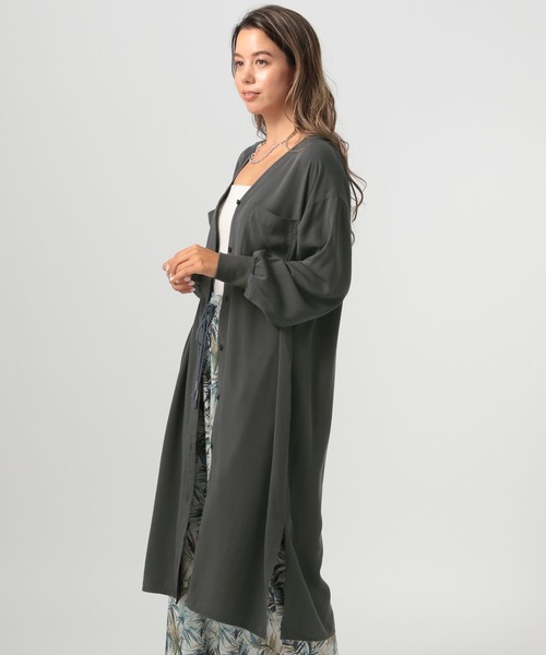 BAYFLOW（ベイフロー）の「[上品な微光沢素材にアップデート]袖リブシャツワンピース（シャツ/ブラウス・レディース・ブルー/チャコール/ベージュ・FREE）」の7枚目の写真