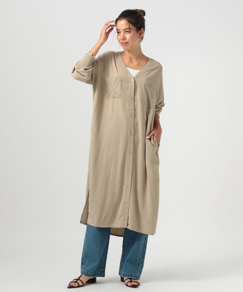 BAYFLOW（ベイフロー）の「[上品な微光沢素材にアップデート]袖リブシャツワンピース（シャツ/ブラウス・レディース・ブルー/チャコール/ベージュ・FREE）」の9枚目の写真