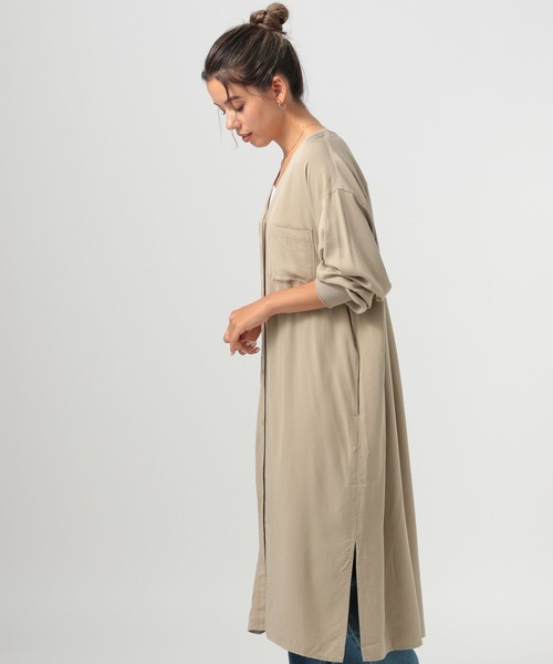 BAYFLOW（ベイフロー）の「[上品な微光沢素材にアップデート]袖リブシャツワンピース（シャツ/ブラウス・レディース・ブルー/チャコール/ベージュ・FREE）」の11枚目の写真