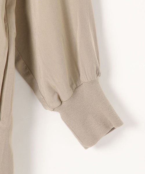 BAYFLOW（ベイフロー）の「[上品な微光沢素材にアップデート]袖リブシャツワンピース（シャツ/ブラウス・レディース・ブルー/チャコール/ベージュ・FREE）」の21枚目の写真