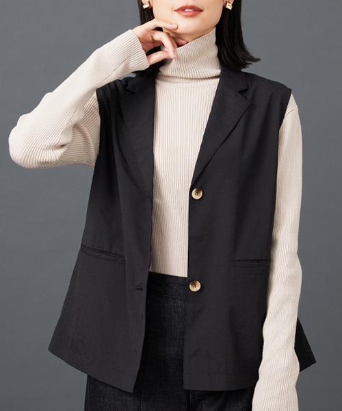 BELLUNA PLUS(ベルーナ)の「シアー素材ポケット付テーラードジレ(ベスト・レディース・ベージュ/ブラック・LARGE/X-LARGE/MEDIUM)」の2枚目の写真