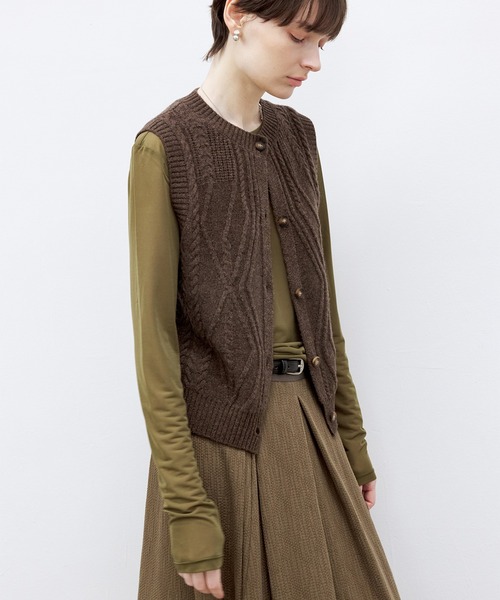 tageechita（タジチタ）の「【TAGEECHITA】ベーシックシアートップス（Tシャツ/カットソー・レディース・アイボリー/オリーブ・L/M/S）」の14枚目の写真
