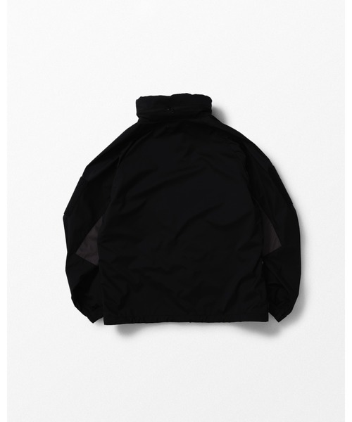 WHIZLIMITED（ウィズリミテッド）の「LANE JACKET（マウンテンパーカー・メンズ・オリーブ/ブラック・LARGE/MEDIUM）」の7枚目の写真