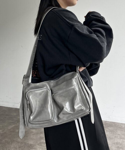 CPCM（シーピーシーエム）の「PUワンハンドルバッグ（ショルダーバッグ・レディース・ブラック/グレー/ブラウン・FREE）」の3枚目の写真