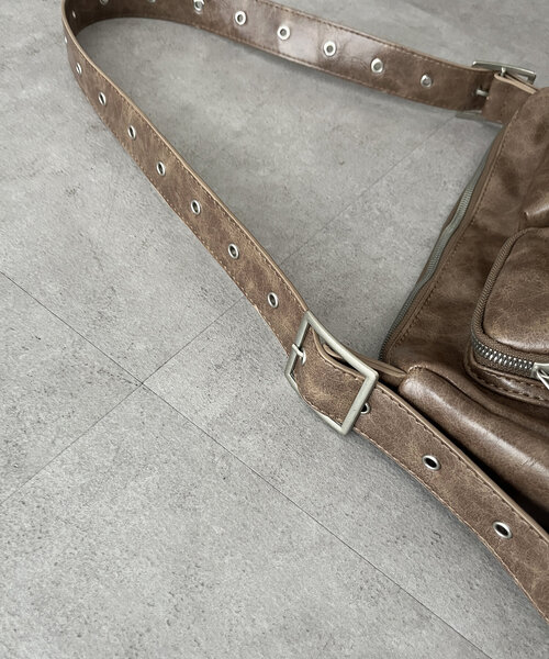 CPCM（シーピーシーエム）の「PUワンハンドルバッグ（ショルダーバッグ・レディース・ブラック/グレー/ブラウン・FREE）」の15枚目の写真