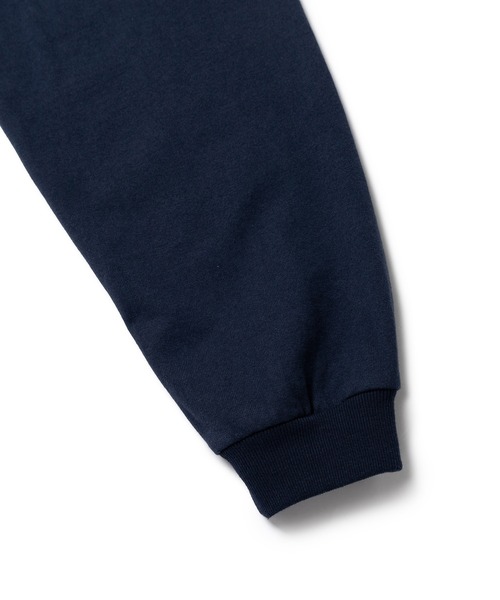  j.n.r.d（ジェー・エヌ・アール・ディー）の「【BENDAVIS別注】j.n.r.d/ラグランプリントロングTシャツ（Tシャツ/カットソー・メンズ・ネイビー/レンガ/ブラック・L/LL/M）」の4枚目の写真