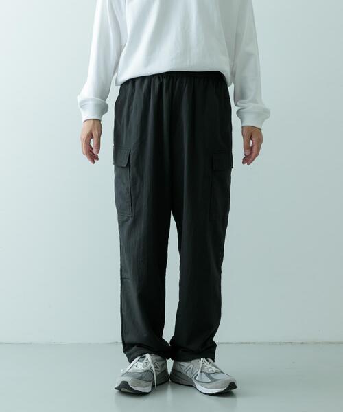 ITEMS URBANRESEARCH（アイテムズ アーバンリサーチ）の「『XLサイズあり』『セットアップ対応』撥水ナイロングログラン裏フリースカーゴ（その他パンツ・メンズ・ブラック/カーキ/ベージュ・MEDIUM/LARGE/X-LARGE）」の10枚目の写真