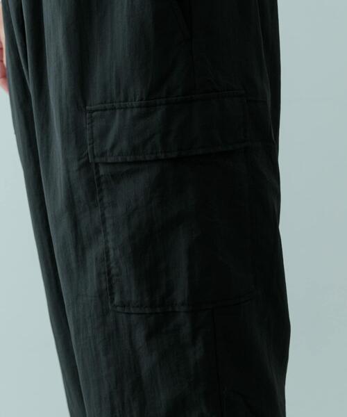 ITEMS URBANRESEARCH（アイテムズ アーバンリサーチ）の「『XLサイズあり』『セットアップ対応』撥水ナイロングログラン裏フリースカーゴ（その他パンツ・メンズ・ブラック/カーキ/ベージュ・MEDIUM/LARGE/X-LARGE）」の16枚目の写真