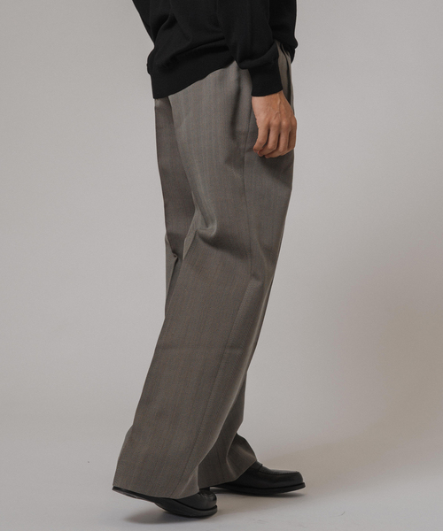 EDIFICE（エディフィス）の「LA BOUCLE (ラブークル) バレンシアチェック 2タックパンツ（スラックス・メンズ・ブラウン/チャコールグレー・2/3）」の7枚目の写真