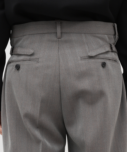 EDIFICE（エディフィス）の「LA BOUCLE (ラブークル) バレンシアチェック 2タックパンツ（スラックス・メンズ・ブラウン/チャコールグレー・2/3）」の17枚目の写真