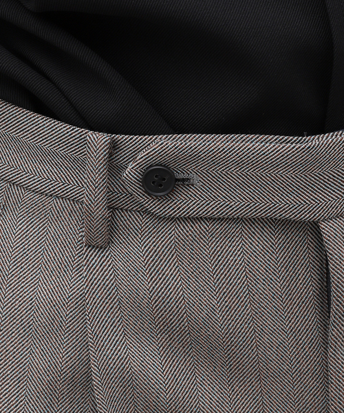 EDIFICE（エディフィス）の「LA BOUCLE (ラブークル) バレンシアチェック 2タックパンツ（スラックス・メンズ・ブラウン/チャコールグレー・2/3）」の21枚目の写真