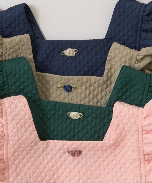 Lycee mine（リセマイン）の「【オケージョン】フリルエプロンワンピース（ジャンパースカート・キッズ・モスグリーン/ライトピンク/ベージュ/ネイビー・110cm/100cm/120cm/130cm）」の8枚目の写真