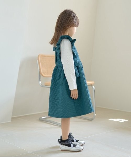 Lycee mine（リセマイン）の「【オケージョン】フリルエプロンワンピース（ジャンパースカート・キッズ・モスグリーン/ライトピンク/ベージュ/ネイビー・110cm/100cm/120cm/130cm）」の18枚目の写真