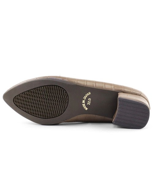 chocolates(チョコラテス)の「晴雨兼用 アーモンドトゥ ローファーパンプス【日本製】(ローファー・レディース・ブラック/ベージュ系/ブラック系・22.5cm/23cm/23.5cm/24cm/24.5cm/25cm/22cm)」の8枚目の写真