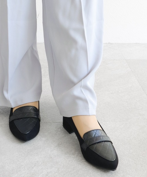 chocolates(チョコラテス)の「晴雨兼用 アーモンドトゥ ローファーパンプス【日本製】(ローファー・レディース・ブラック/ベージュ系/ブラック系・22.5cm/23cm/23.5cm/24cm/24.5cm/25cm/22cm)」の18枚目の写真