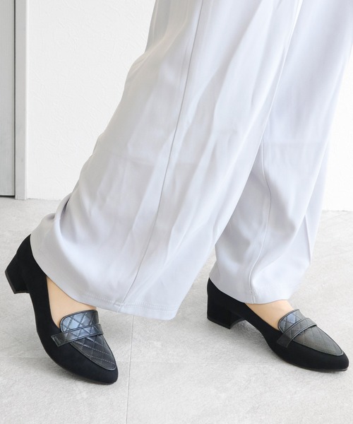 chocolates(チョコラテス)の「晴雨兼用 アーモンドトゥ ローファーパンプス【日本製】(ローファー・レディース・ブラック/ベージュ系/ブラック系・22.5cm/23cm/23.5cm/24cm/24.5cm/25cm/22cm)」の19枚目の写真