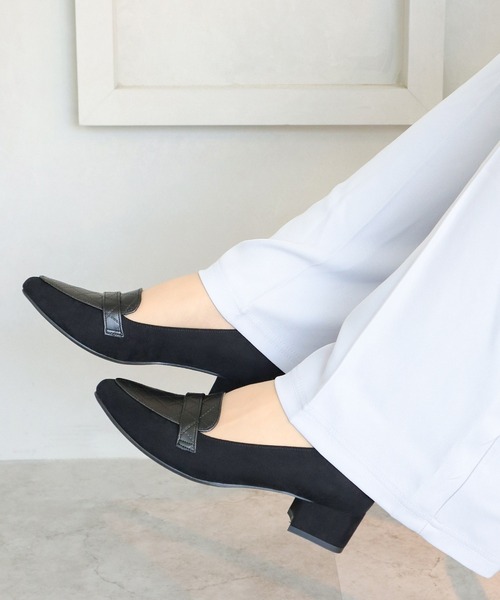 chocolates(チョコラテス)の「晴雨兼用 アーモンドトゥ ローファーパンプス【日本製】(ローファー・レディース・ブラック/ベージュ系/ブラック系・22.5cm/23cm/23.5cm/24cm/24.5cm/25cm/22cm)」の20枚目の写真