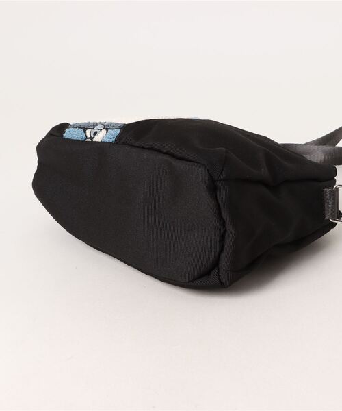 SALON de RUBAN(サロンドルヴァン)の「【SALON de RUBAN / サロン ド ルヴァン】 ドラえもん ショルダーバッグ(ショルダーバッグ・レディース・ネイビー/ブラック/ピンク/ダークグレー・FREE)」の6枚目の写真