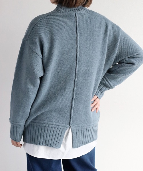 cepo（セポ）の「カシミアタッチハイネックニットプルオーバー〈バックスリット/センターパイピング〉（ニット/セーター・レディース・ブラウン/オフホワイト/ブルー/ブラック・M）」の4枚目の写真