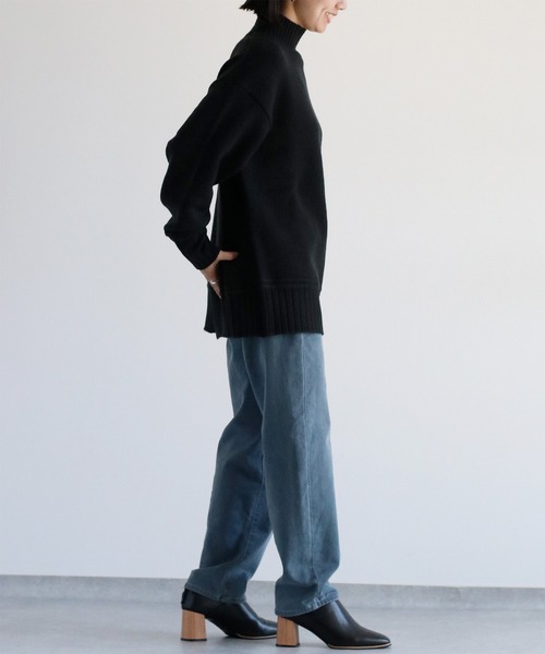 cepo（セポ）の「カシミアタッチハイネックニットプルオーバー〈バックスリット/センターパイピング〉（ニット/セーター・レディース・ブラウン/オフホワイト/ブルー/ブラック・M）」の12枚目の写真