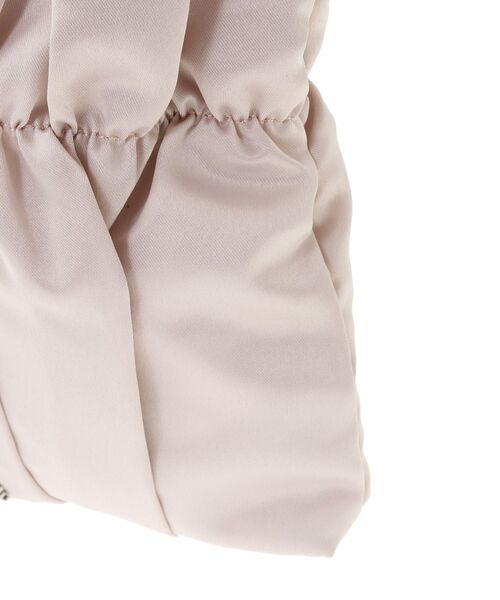 Maison de FLEUR(メゾンドフルール)の「ビジューリボンギャザーショルダーバッグ(ショルダーバッグ・レディース・アイボリー/ブラック/ピンク・FREE)」の17枚目の写真