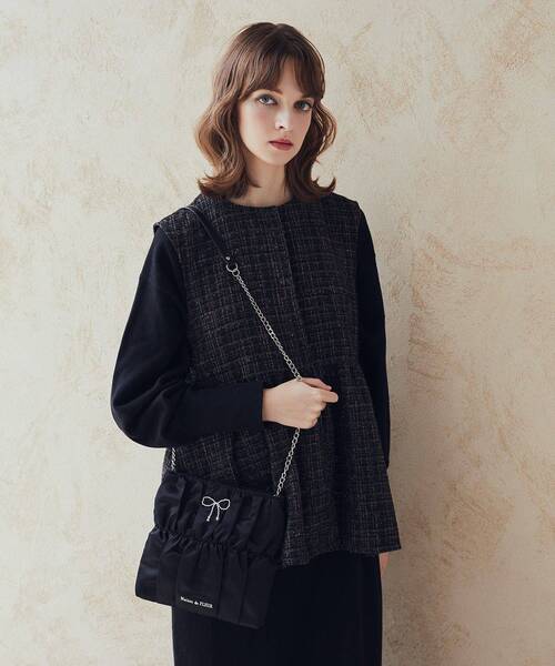 Maison de FLEUR(メゾンドフルール)の「ビジューリボンギャザーショルダーバッグ(ショルダーバッグ・レディース・アイボリー/ブラック/ピンク・FREE)」の3枚目の写真