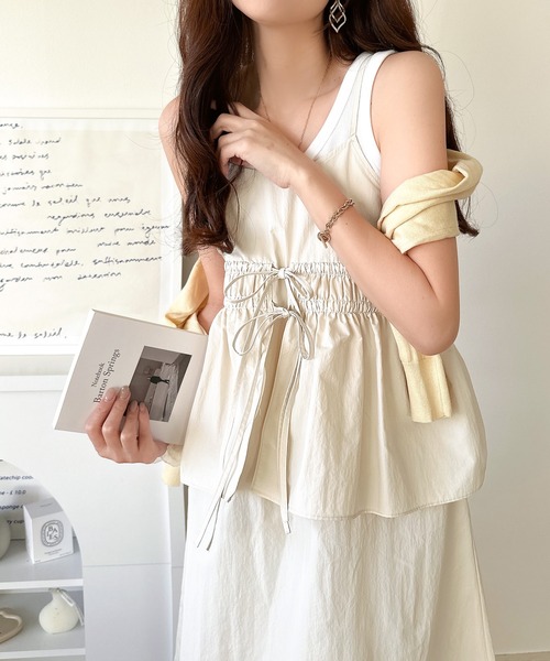 classicalelf(クラシカルエルフ)の「夏 のマストハブ!1枚で即、旬顔。フェイクレイヤード ドッキング ギャザーキャミワンピース(ワンピース・レディース・ブラック/アイボリー・SMALL/X-LARGE/LARGE/MEDIUM)」の7枚目の写真
