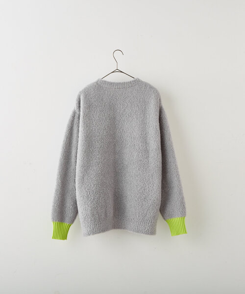 WHIMSIC（ウィムジック）の「【UNISEX】フェザーヤーンニットプルオーバー（ニット/セーター・レディース・グレー/チャコールグレー/ブラウン・FREE）」の5枚目の写真