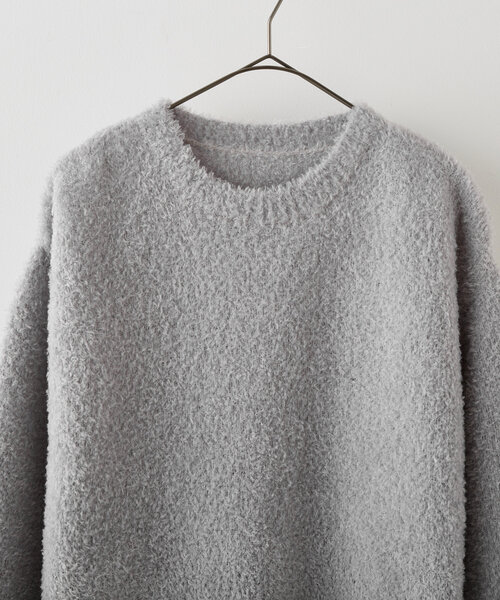 WHIMSIC（ウィムジック）の「【UNISEX】フェザーヤーンニットプルオーバー（ニット/セーター・レディース・グレー/チャコールグレー/ブラウン・FREE）」の6枚目の写真