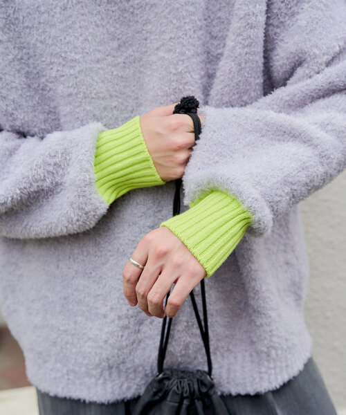 WHIMSIC（ウィムジック）の「【UNISEX】フェザーヤーンニットプルオーバー（ニット/セーター・レディース・グレー/チャコールグレー/ブラウン・FREE）」の9枚目の写真