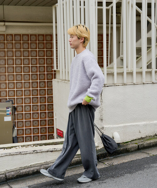 WHIMSIC（ウィムジック）の「【UNISEX】フェザーヤーンニットプルオーバー（ニット/セーター・レディース・グレー/チャコールグレー/ブラウン・FREE）」の11枚目の写真