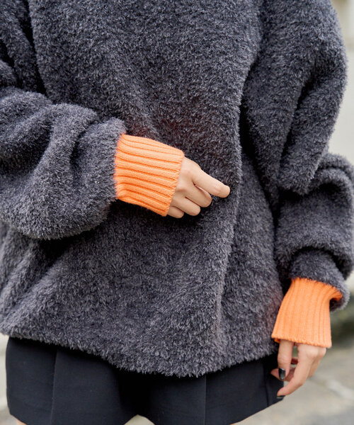 WHIMSIC（ウィムジック）の「【UNISEX】フェザーヤーンニットプルオーバー（ニット/セーター・レディース・グレー/チャコールグレー/ブラウン・FREE）」の18枚目の写真