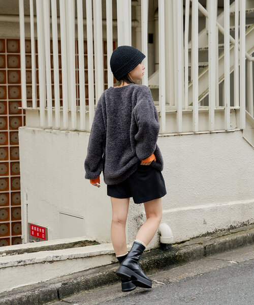 WHIMSIC（ウィムジック）の「【UNISEX】フェザーヤーンニットプルオーバー（ニット/セーター・レディース・グレー/チャコールグレー/ブラウン・FREE）」の20枚目の写真