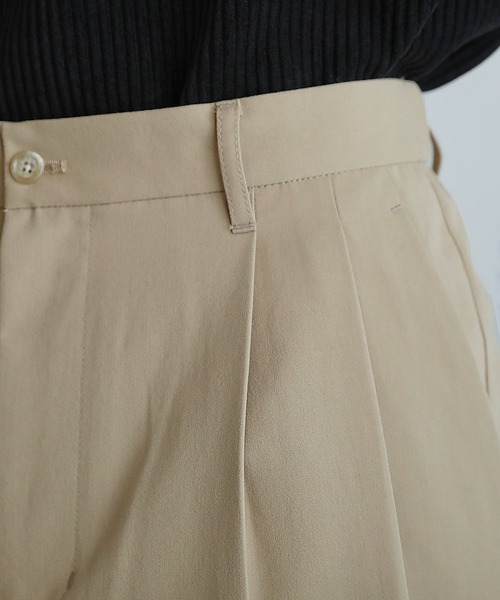 ASTRONOMY(アストロノミー)の「タックワイドパンツ(その他パンツ・メンズ・ブラック/ベージュ/カーキ/スモークピンク/ダークネイビー/ブルー・マルチサイズ)」の18枚目の写真