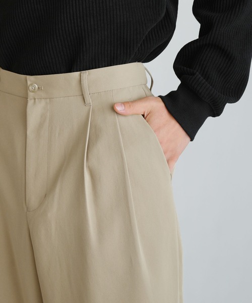 ASTRONOMY(アストロノミー)の「タックワイドパンツ(その他パンツ・メンズ・ブラック/ベージュ/カーキ/スモークピンク/ダークネイビー/ブルー・マルチサイズ)」の19枚目の写真