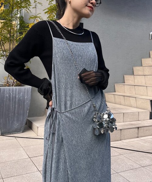 CIAOPANIC TYPY（チャオパニックティピー）の「ベロアプリーツラップキャミワンピース（ワンピース・レディース・サックスブルー/アイボリー/ブラック・ONE SIZE）」の19枚目の写真