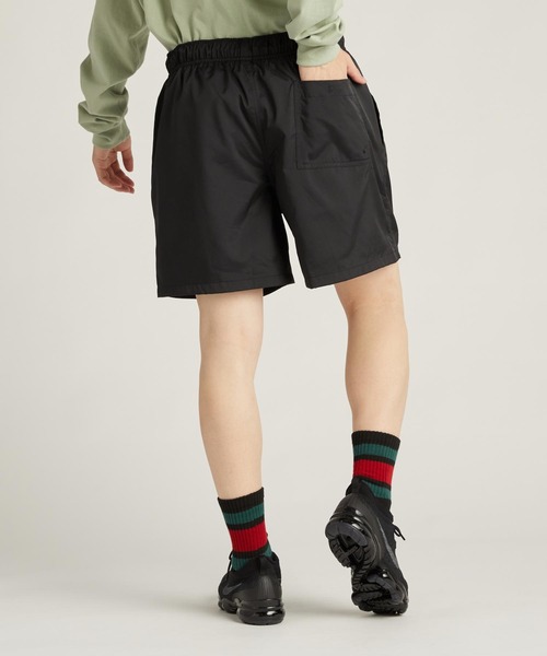 NIKE（ナイキ）の「ナイキ クラブ メンズ ウーブン フロー ショートパンツ / Nike Club Men's Woven Flow Shorts FN3308-010 Black（その他パンツ・メンズ・ブラック・M/L/2XL/XL/XS/S）」の4枚目の写真
