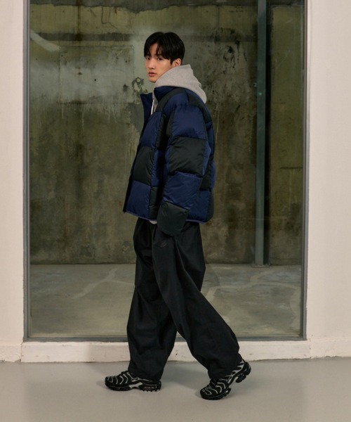 NIKE（ナイキ）の「ナイキ クラブ メンズ バルーン パンツ / Nike Club Men's Balloon Pants HJ1974-010 Black（チノパンツ・メンズ・ブラック・2XL/L/M/S/XL）」の3枚目の写真