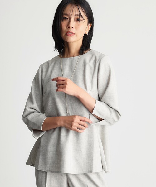 THE SHOP TK （ザ ショップ ティーケー ）の「【ONOFF活躍/セレモニー/通勤】杢調カルゼペプラムブラウス/洗える（シャツ/ブラウス・レディース・ナチュラル/ネイビー・12/13）」の2枚目の写真