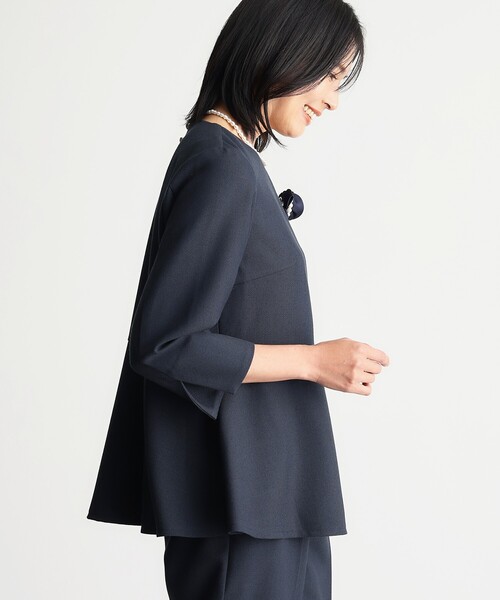 THE SHOP TK （ザ ショップ ティーケー ）の「【ONOFF活躍/セレモニー/通勤】杢調カルゼペプラムブラウス/洗える（シャツ/ブラウス・レディース・ナチュラル/ネイビー・12/13）」の13枚目の写真