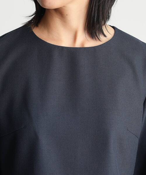 THE SHOP TK （ザ ショップ ティーケー ）の「【ONOFF活躍/セレモニー/通勤】杢調カルゼペプラムブラウス/洗える（シャツ/ブラウス・レディース・ナチュラル/ネイビー・12/13）」の19枚目の写真