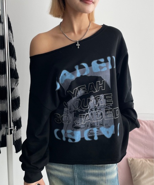 SHAGGIE（シャギー）の「カットオフショルスウェットトレーナー（スウェット・レディース・オレンジ/ブラック/グレー・FREE）」の2枚目の写真