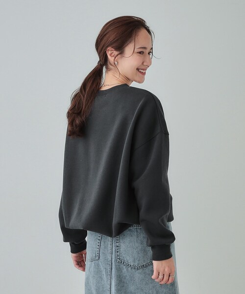 SHOO・LA・RUE（シューラルー）の「◆【S-LL】あったか裏毛 裾ドロストスウェット（Tシャツ/カットソー・レディース・グレー/チャコールグレー・01/02/03/04）」の13枚目の写真