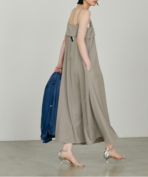 LARUTA（ラルータ）の「【LARUTA】［Web限定］ビスチェ風キャミワンピース（ワンピース・レディース・イエロー/グレイッシュベージュ/ブラック・MEDIUM/LARGE）」の13枚目の写真