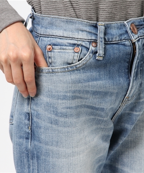 RED CARD TOKYO（レッドカード）の「RED CARD デニムパンツ（デニムパンツ・レディース・ライトブルー・25/23/27/26/24）」の8枚目の写真